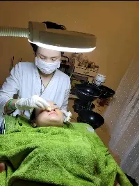 Trị liệu trẻ hóa da