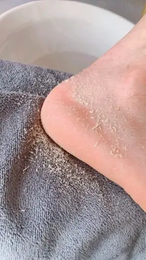 Heel Scrub