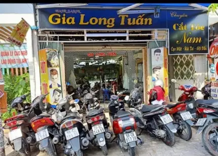 Salon Gia Long Tuấn