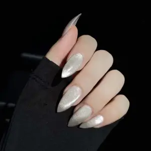 Mắt mèo full móng