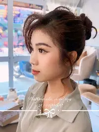 Make-Up