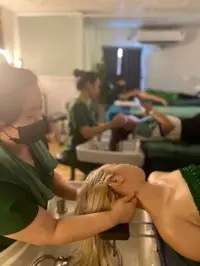 Gội đầu dưỡng sinh massge vai cổ gáy