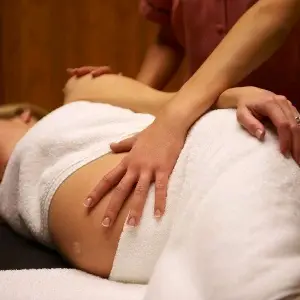 Massage Body Bầu