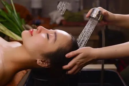 Gội đầu thư giãn