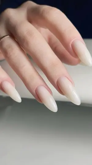 Đắp gel nuôi móng thật