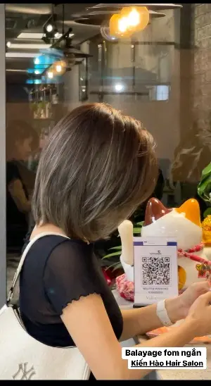 Duỗi Hơi Nước Tóc Dài