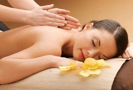 Massage Cơ Bản Lực Nhẹ - 60 Phút