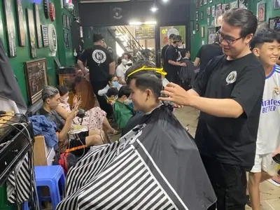 Cắt Tóc + Cạo Mặt