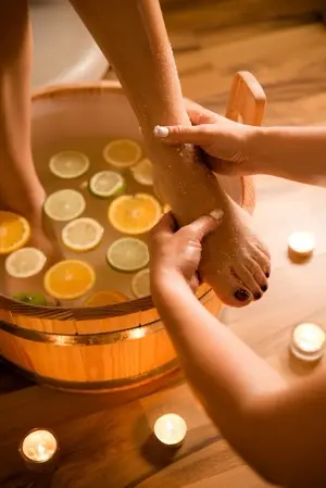 Mugwort Foot Soak