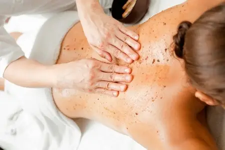 Exfoliation + Jacuzzi + Deep Massage + Facial Care