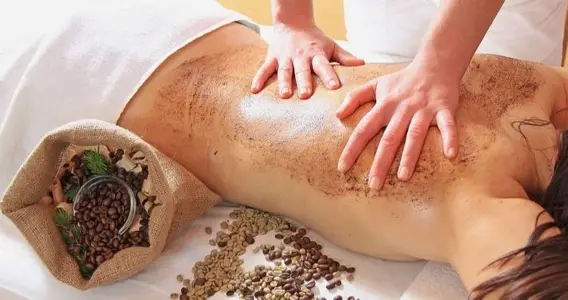 Đắp Mặt Nạ Cơ Thể