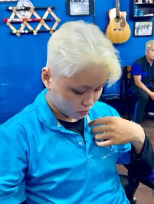 Nhuộm Trắng Bạch Kim