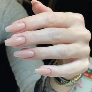 Sơn dưỡng cứng móng