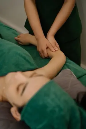 Deep Relaxing Body Massage 100 mins