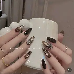 Combo 2: Cuticle Care + Shaping + Diamond Cat Eye / Moonlight Effect