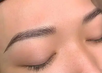 Uốn/định hình chân mày