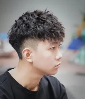 [Nam] Uốn Con Sâu Giấy Bạc