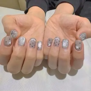 Sơn Nhũ / Ngũ Cốc / Ngọc Trai (Móng Ngắn)
