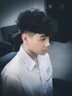 Uốn Curly