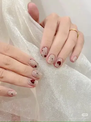 Cắt da, sơn gel, design