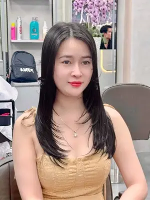 Cắt nữ tạo kiểu