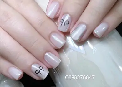 LUNA NAILS