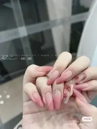 Ombre móng úp