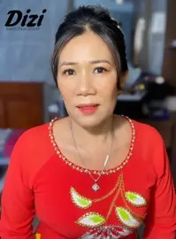 Mother-of-the-Bride Makeup