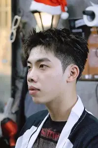 Cắt tóc