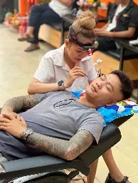 Lấy ráy tai